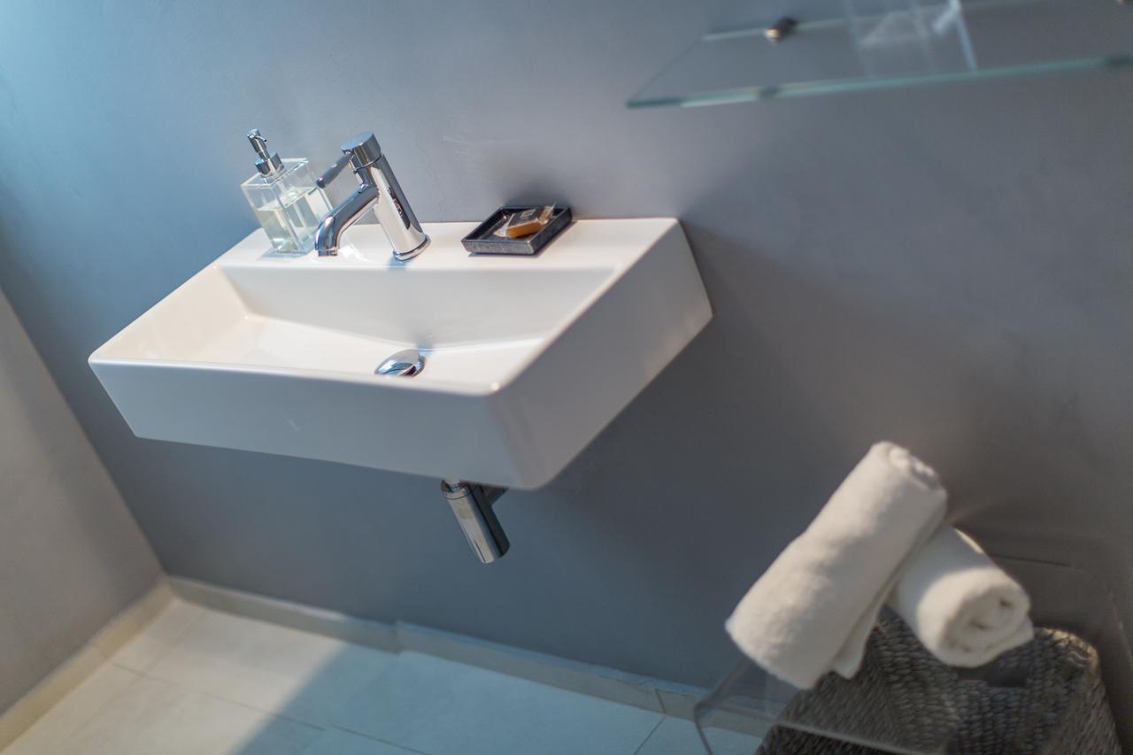 Aba Junior Apartment Veikou Street アテネ エクステリア 写真