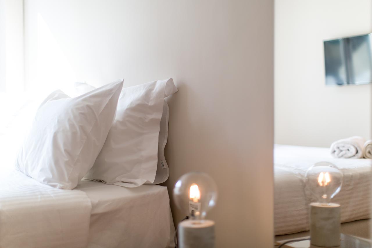 Aba Junior Apartment Veikou Street アテネ エクステリア 写真